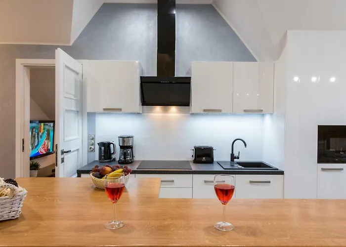 Pajo Iii--apartament--polana Szymoszkowa Resort--stok Narciarski--garaz Podziemny شقة زاكوباني